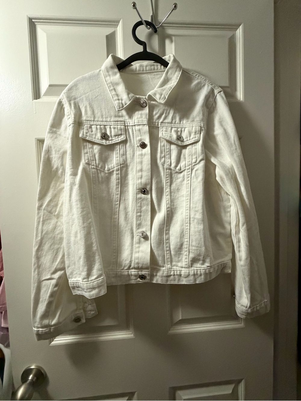 Classic White Denim Jacket - Women's Lightweight Jean Jacket